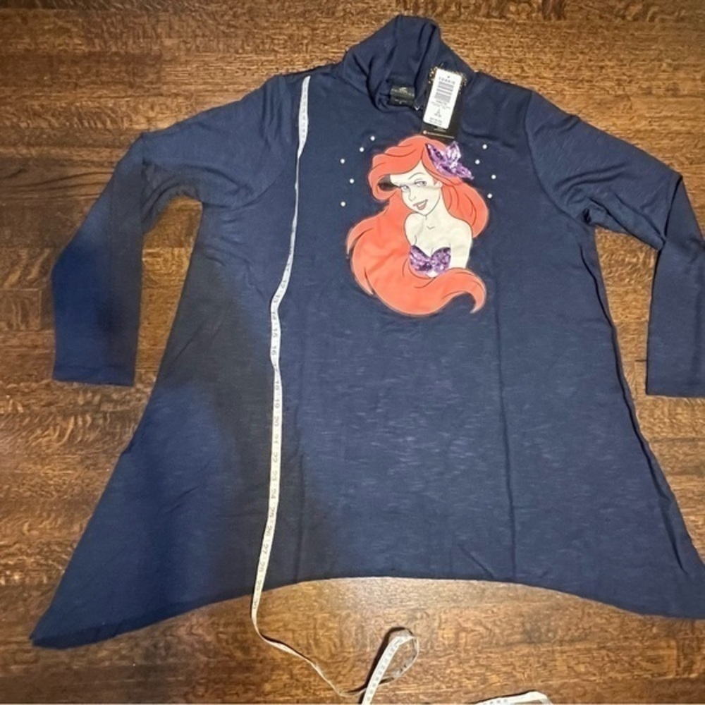 NWT Torrid Disney size 2X Ariel mock neck top - Picture 8 of 9